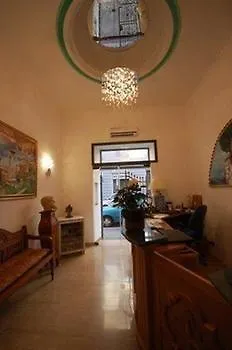 Alexis Hotel 2*